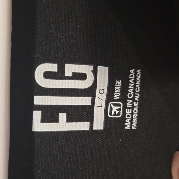 FIG Voyage Black Long Sleeve Travel Black Dress - Picture 3 of 10